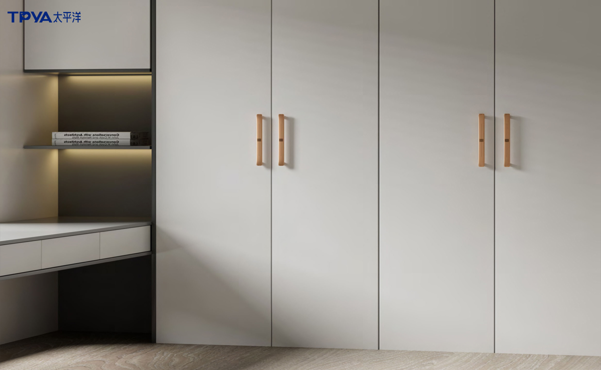 安装门把手应该离地面多高合适？